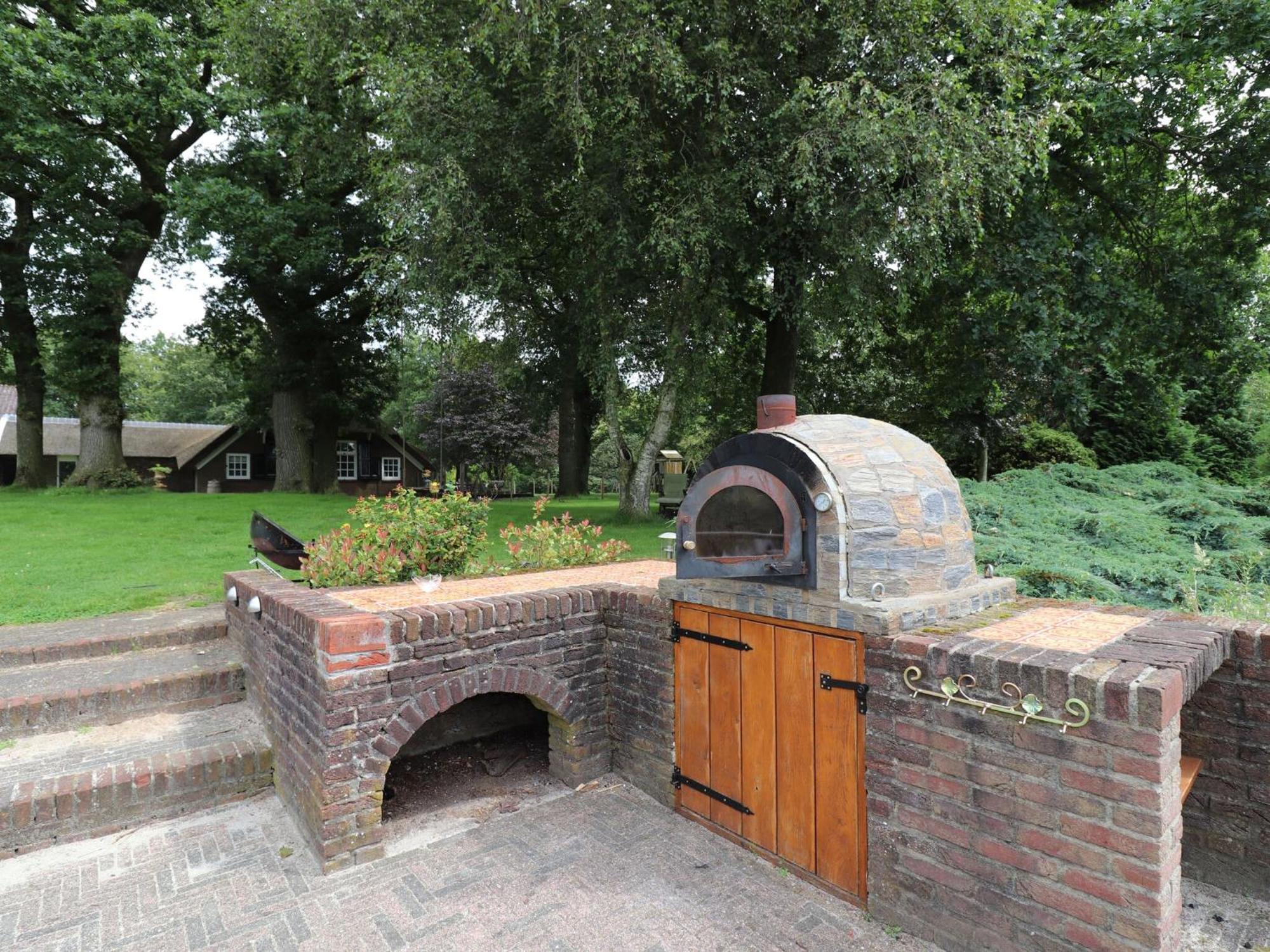 Villa On An Estate In Rheezerveen With Garden Dış mekan fotoğraf